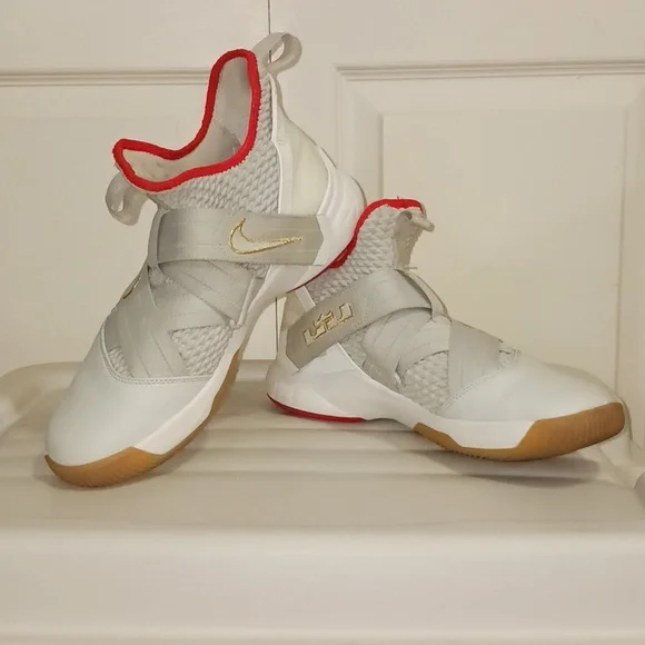 Nike LeBron "Soldier" 12 EP "Light Bone" - 8.5 - red/off-white/gold - Picture 2 of 15